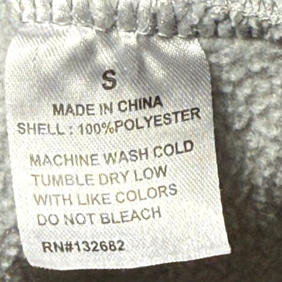 Vintage youth sportsman’s warehouse small zip up‎ sweater size small about 10/12 - Picture 4 of 5